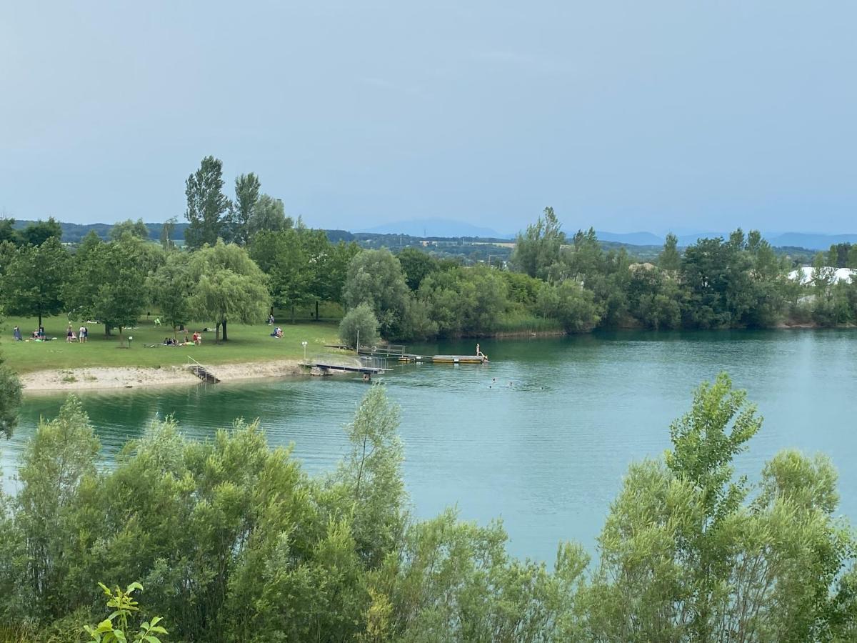 Privatzimmer Und Ferienwohnungen Leeb Persenbeug Exterior foto